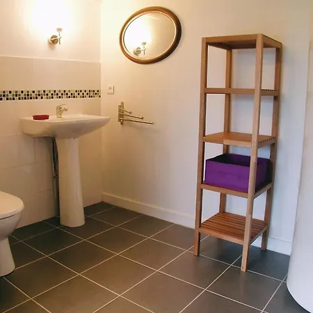 Hébergement de vacances 3 Bedroom Gorgeous In St Sur Gironde